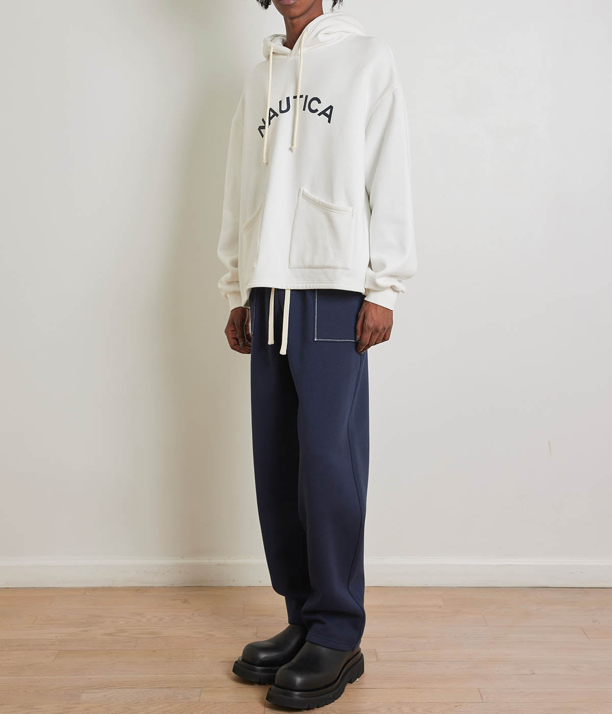  Krost Arch Hoodie - White - Bonton