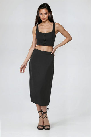 Hook-and-Eye Cropped Tank Top