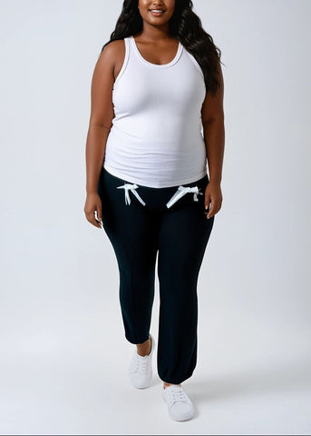Plus Size Bow-Accent Flared Leggings