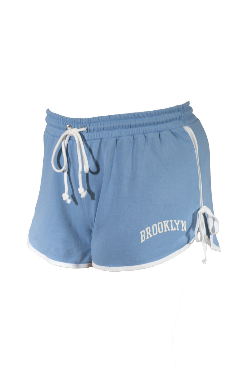  Forever 21 Plus Size Brooklyn Graphic Shorts - blue-multi - Bonton