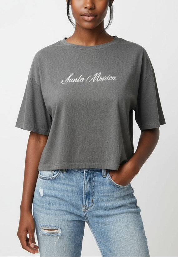 Forever 21 Santa Monica Boxy Cropped Tee - black - Bonton