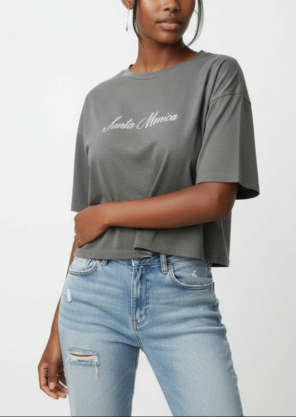  Forever 21 Santa Monica Boxy Cropped Tee - black - Bonton