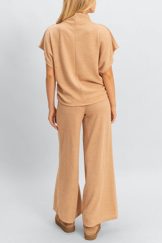 0140830201#color_CAMEL