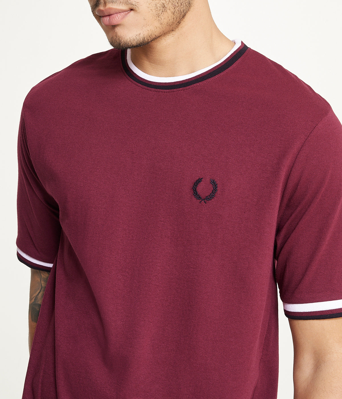  Brooklyn Laundry Brooklyn Laundry Men'sÂ Tonal Embroidery Crew Neck Tee - Burgundy - Bonton