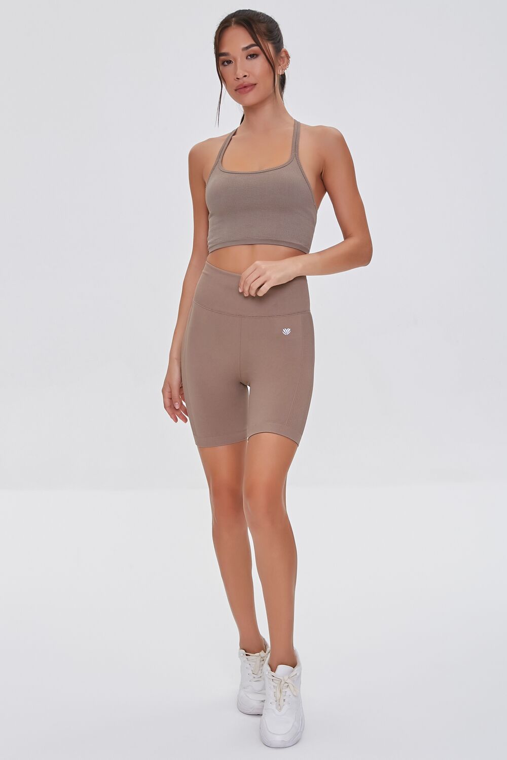  Forever 21 Seamless Caged-Back Sports Bra - taupe - Bonton