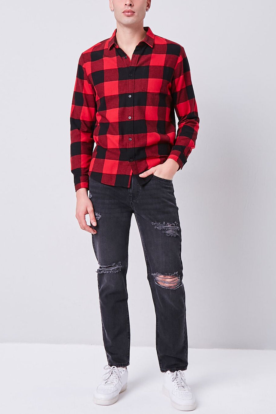 Forever 21 Distressed Straight-Leg Jeans - black - Bonton