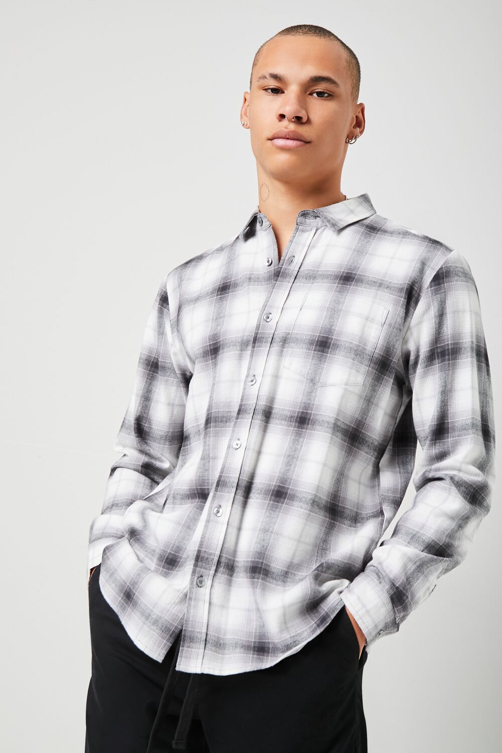  Forever 21 Plaid Flannel Shirt - white grey - Bonton