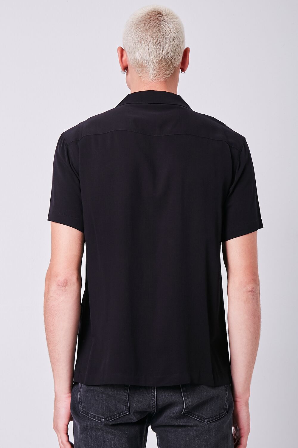  Forever 21 Collared Button-Front Shirt - black - Bonton