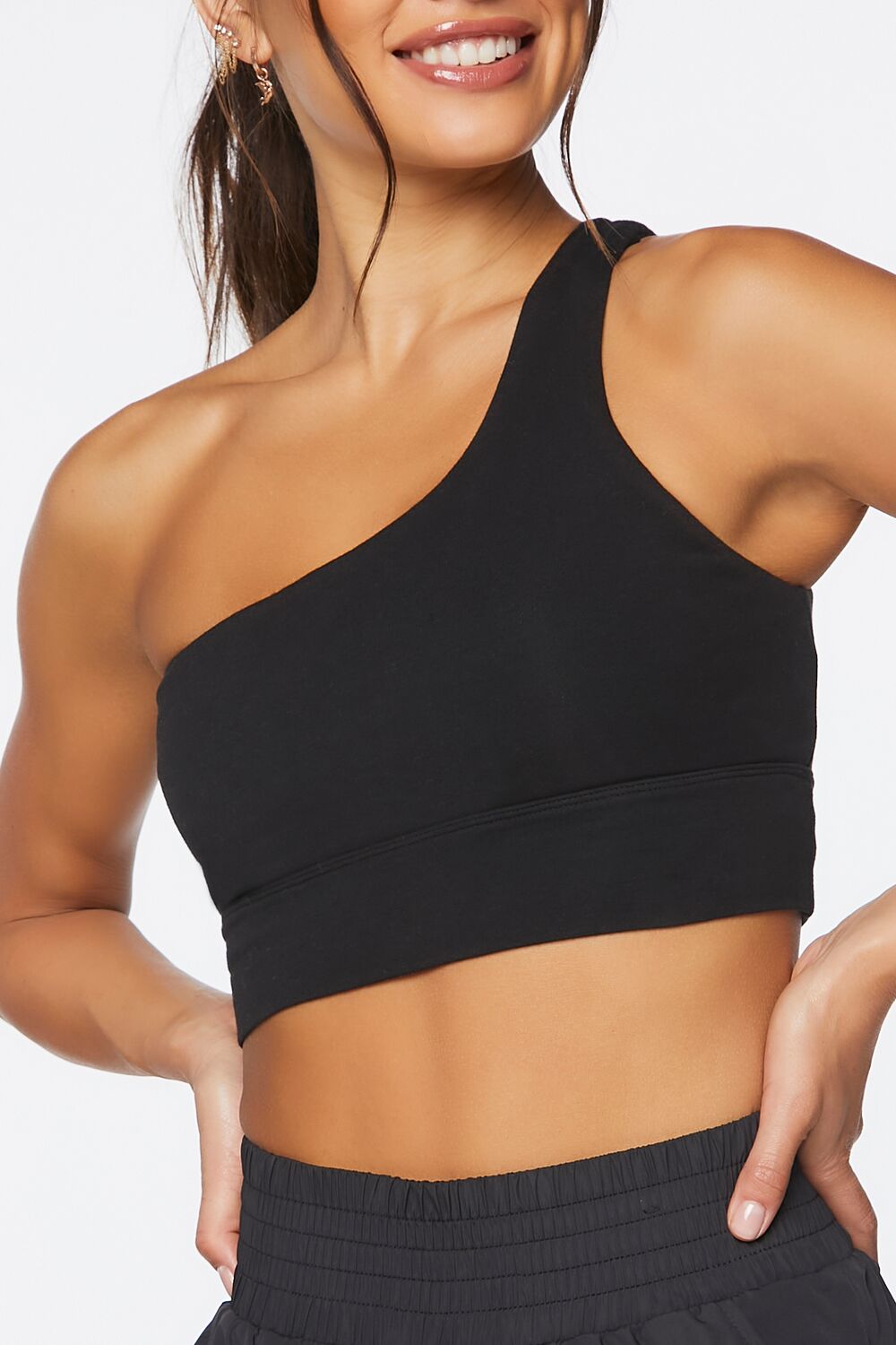  Forever 21 One-Shoulder Longline Sports Bra - black - Bonton