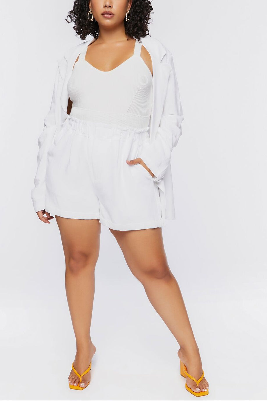  Forever 21 Plus Size Paperbag High-Rise Shorts - white - Bonton