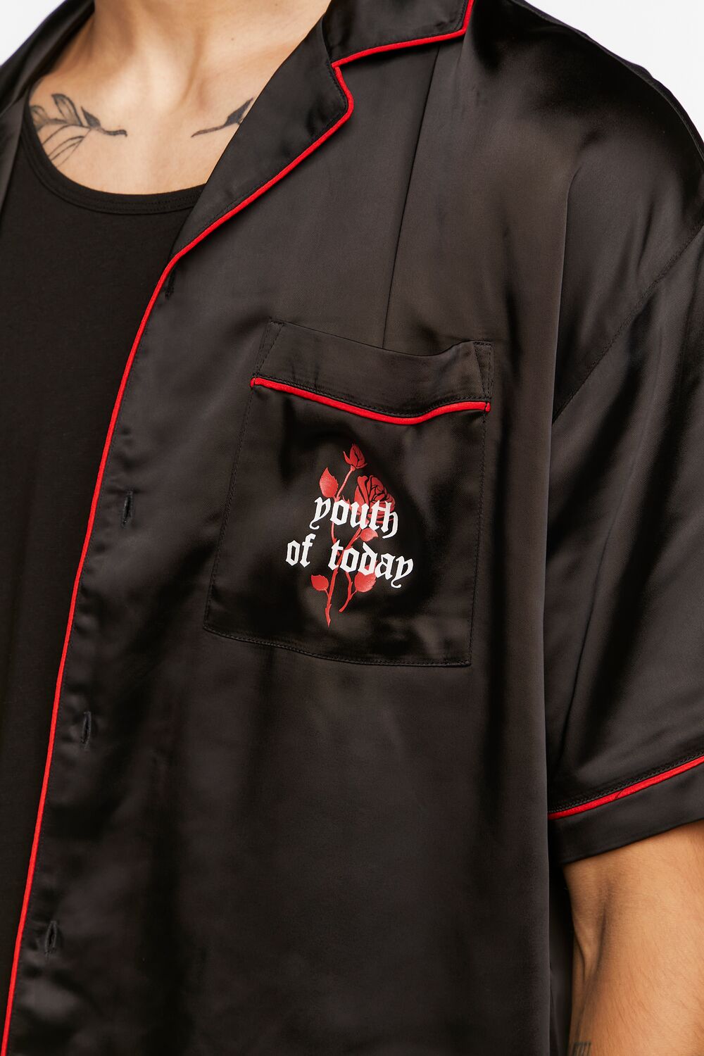  Forever 21 Youth of Today Graphic Satin Shirt - black red - Bonton