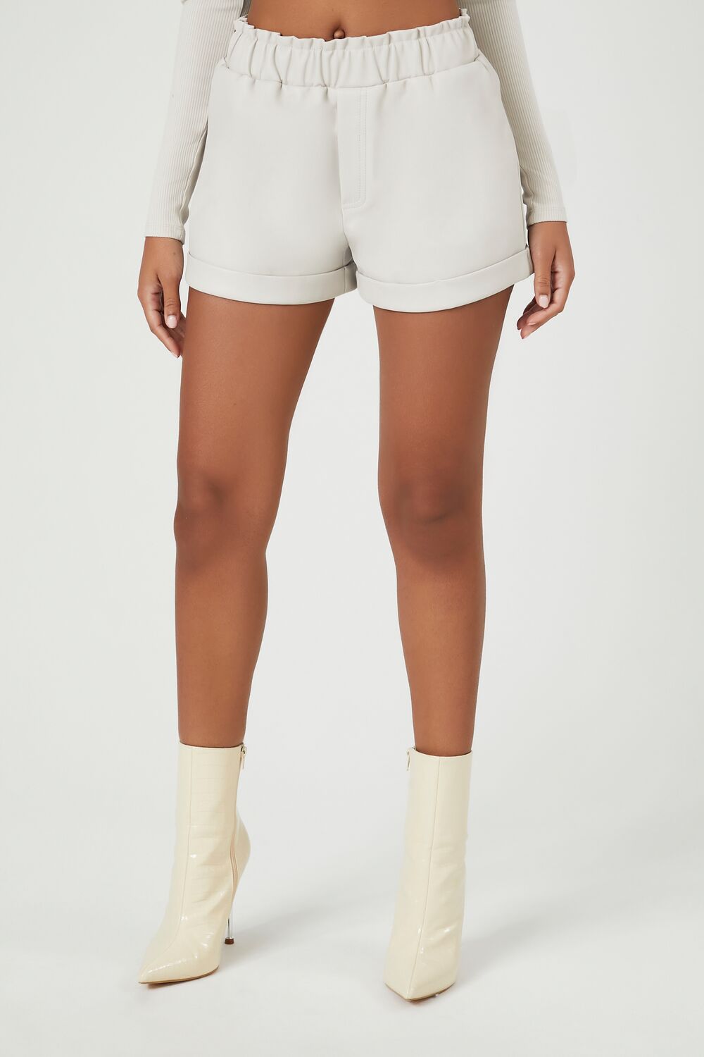  Forever 21 Faux Leather High-Waist Shorts - silver - Bonton