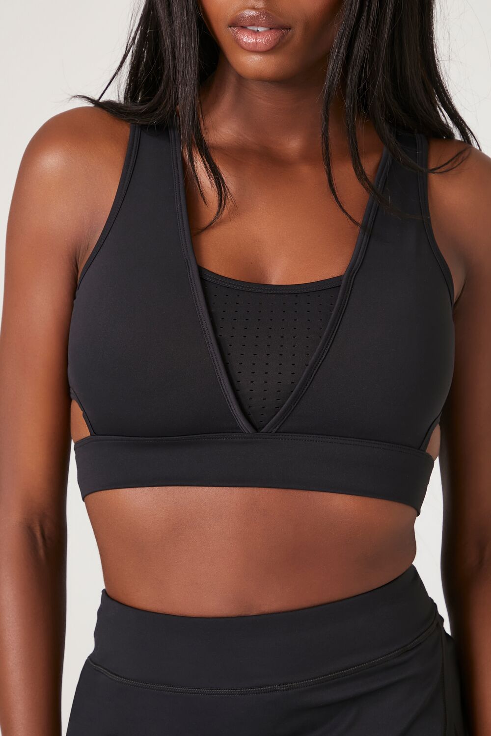  Forever 21 Perforated V-Neck Sports Bra - black - Bonton