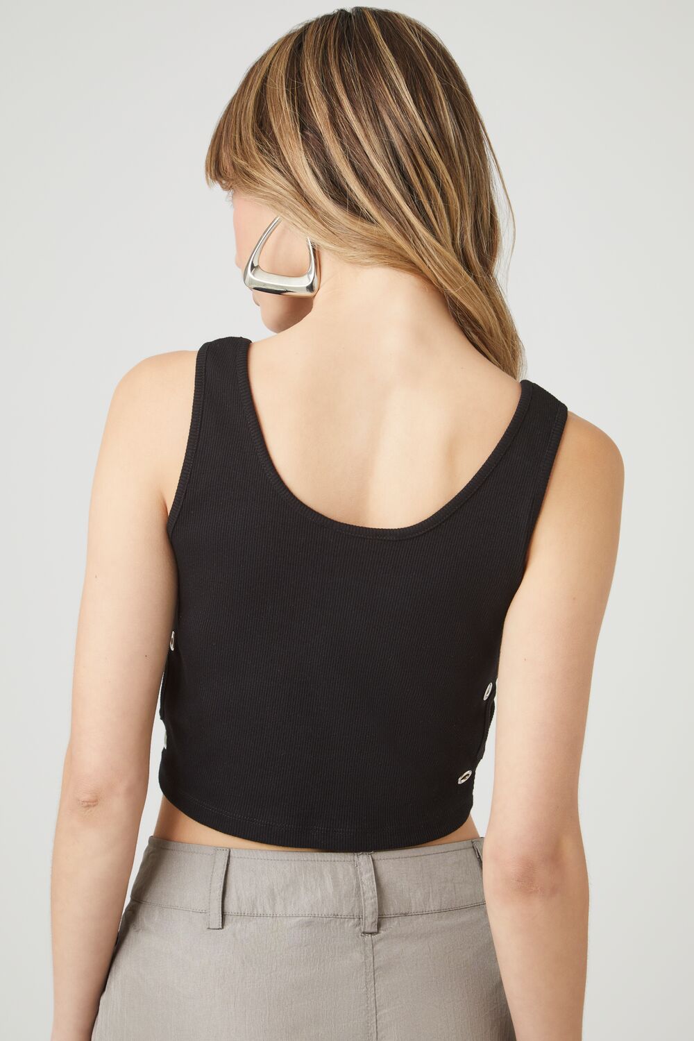  Forever 21 Eyelet Cropped Tank Top - black - Bonton