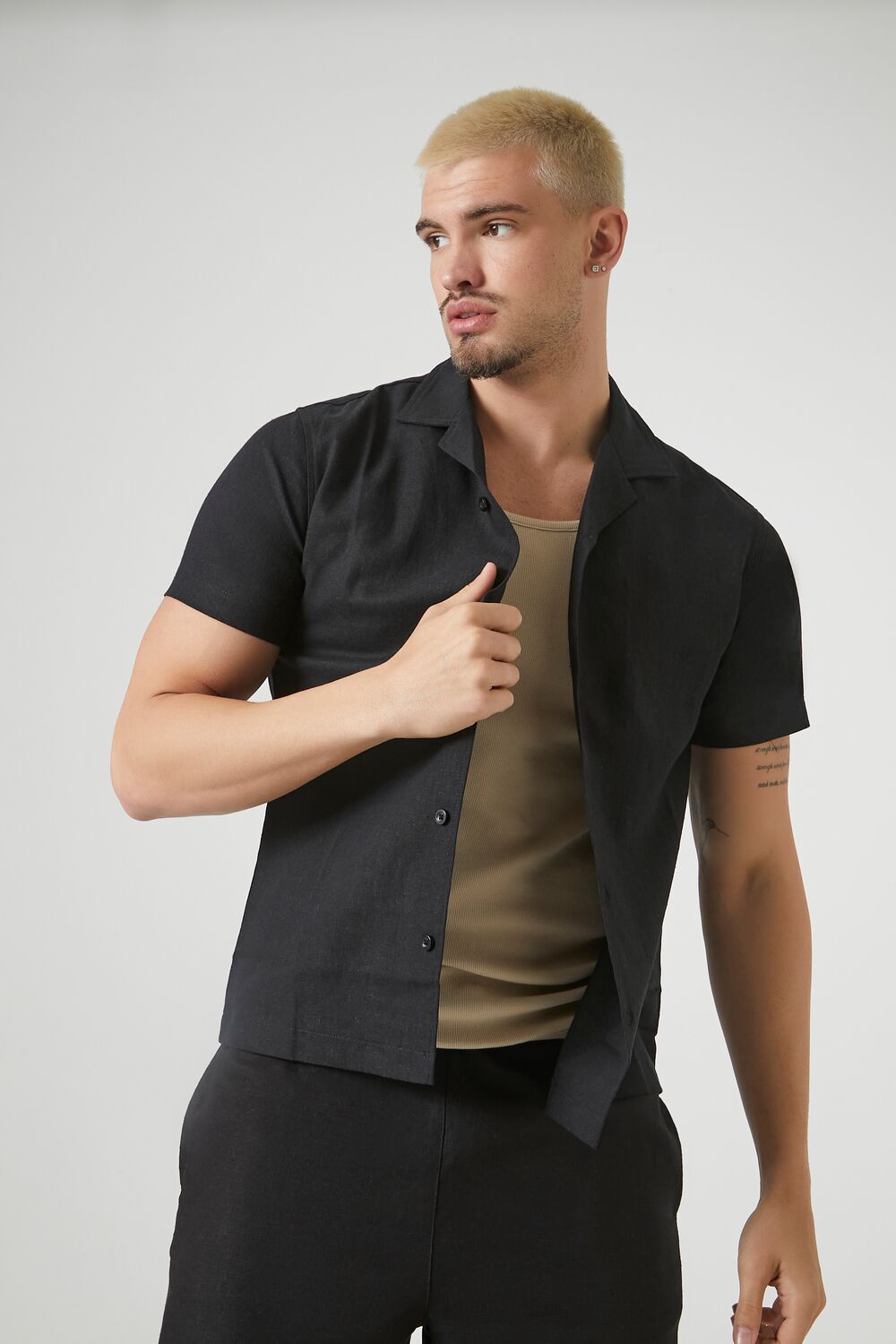 Forever 21 Linen-Blend Cuban Collar Shirt - black - Bonton