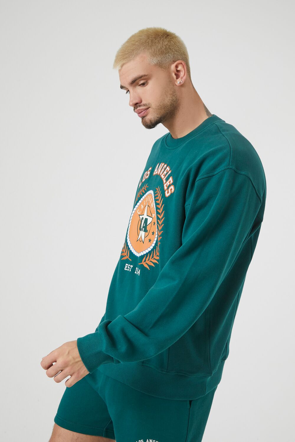  Forever 21 Embroidered Patch Los Angeles Graphic Pullover - hunter green multi - Bonton
