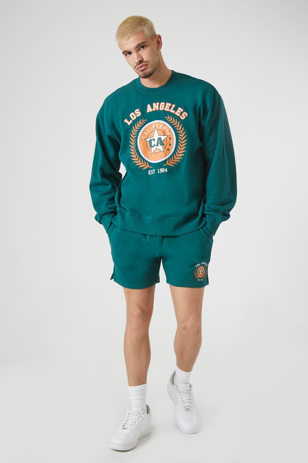  Forever 21 Embroidered Patch Los Angeles Graphic Pullover - hunter green multi - Bonton