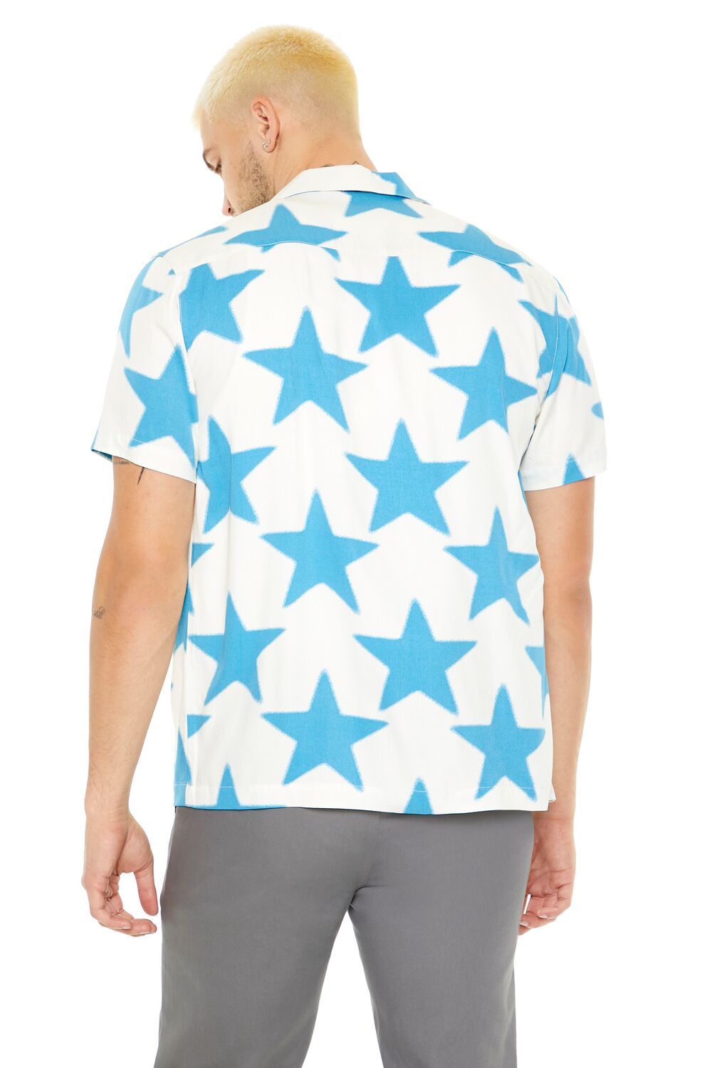  Forever 21 Star Print Button-Up Shirt - cream turquoise - Bonton
