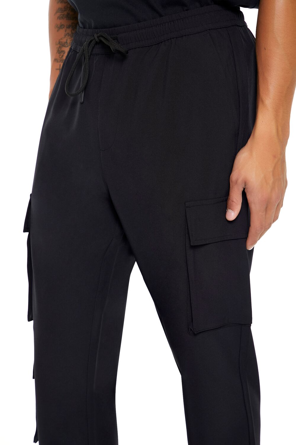  Forever 21 Slim-Fit Drawstring Cargo Joggers - black - Bonton