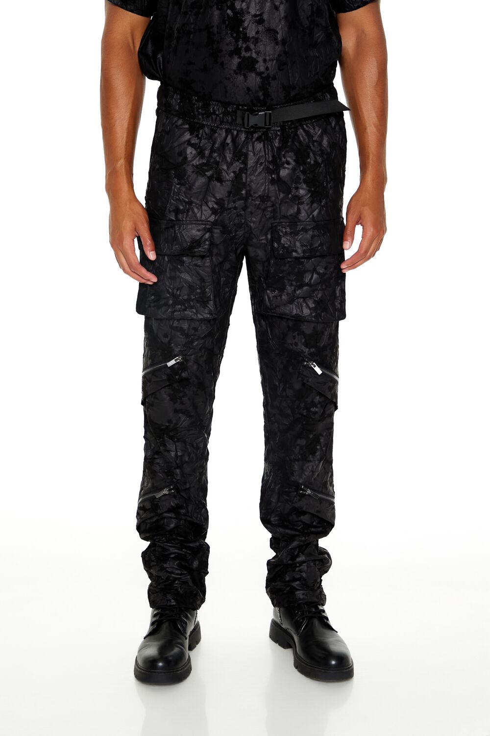  Forever 21 Textured Slim-Fit Mid-Rise Pants - black - Bonton