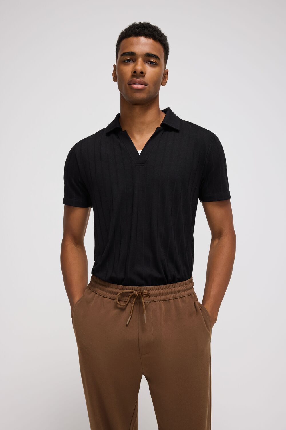  Forever 21 Ribbed Open V-Neck Polo Shirt - black - Bonton