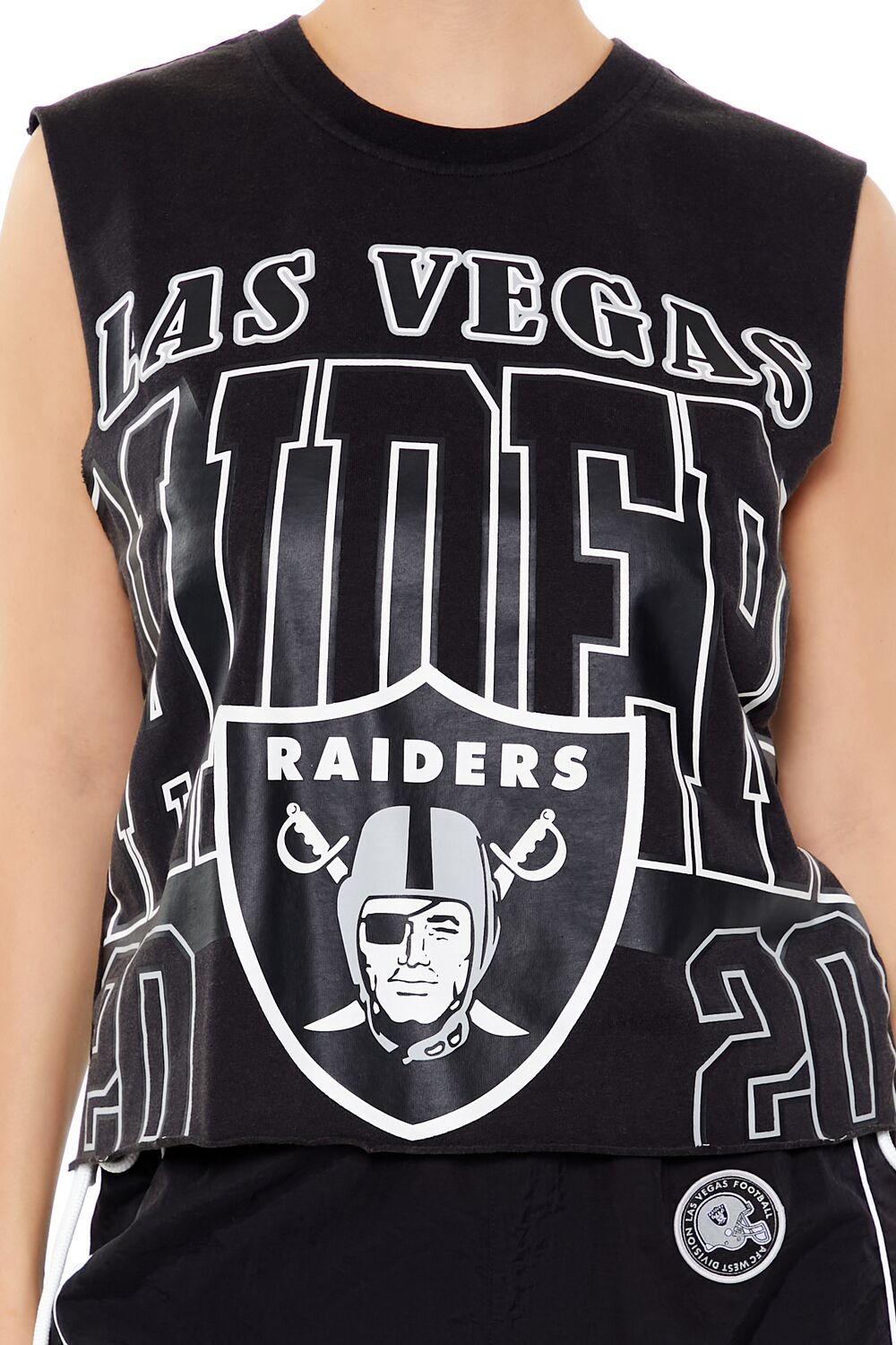  Forever 21 Las Vegas Raiders Muscle Tee - black multi - Bonton