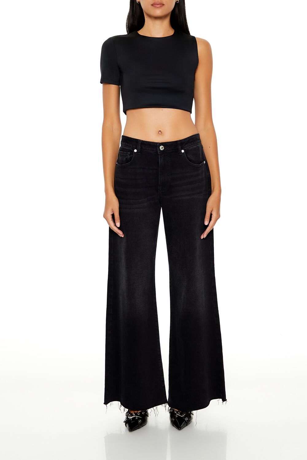  Forever 21 Contour Sculpt Asymmetrical Cropped Tee - black - Bonton