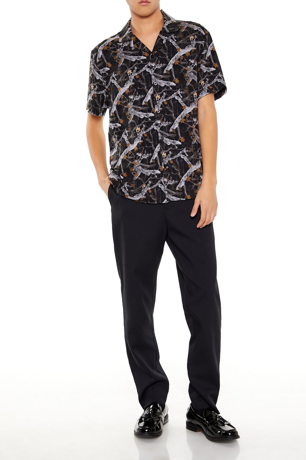 Forever 21 Leaf Print Short-Sleeve Shirt - black multi - Bonton