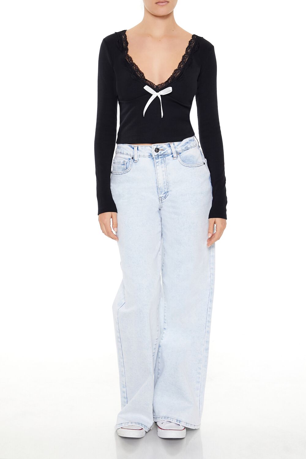  Forever 21 Lace-Trim Plunging Bow Crop Top - black white - Bonton