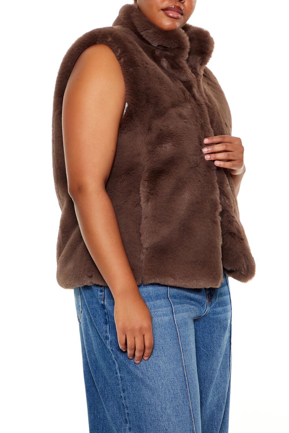  Forever 21 Plus Size Faux Fur Vest - black-swatch - Bonton