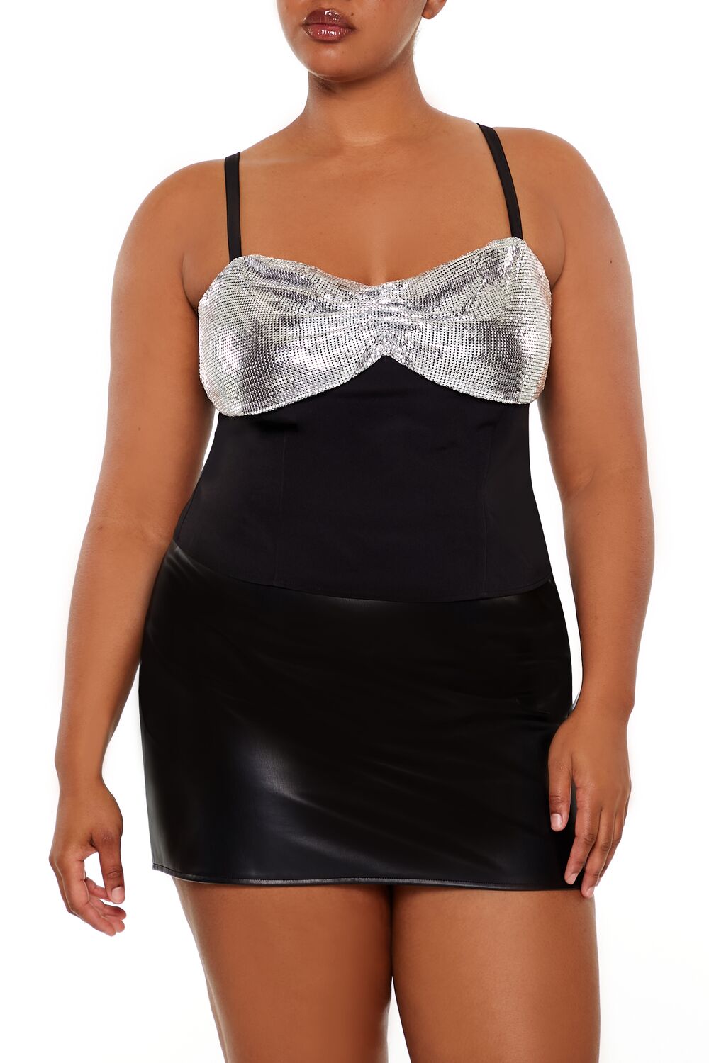  Forever 21 Plus Size Chainmail Cropped Cami - black - Bonton