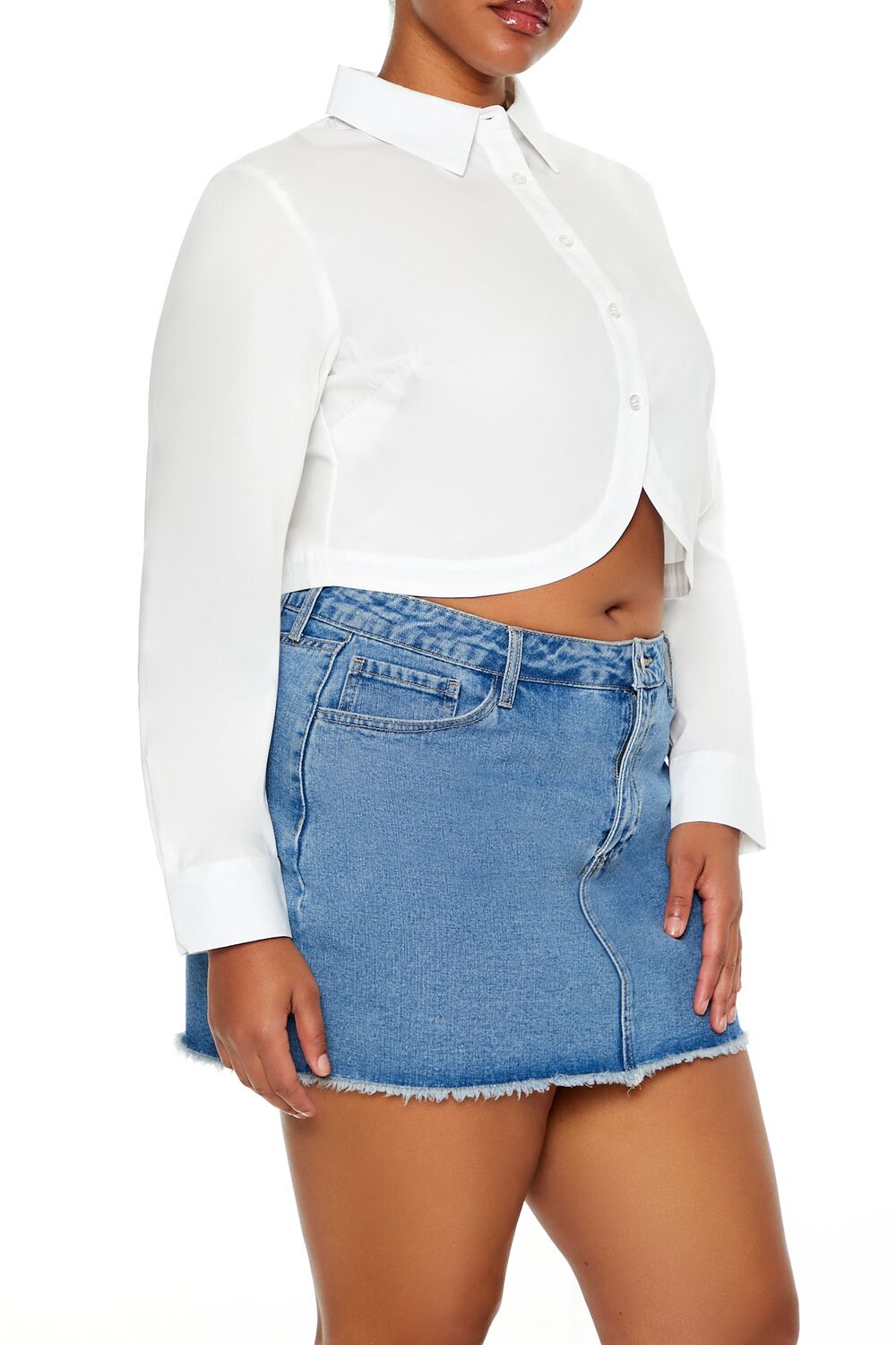  Forever 21 Plus Size Notched Cropped Shirt - white - Bonton