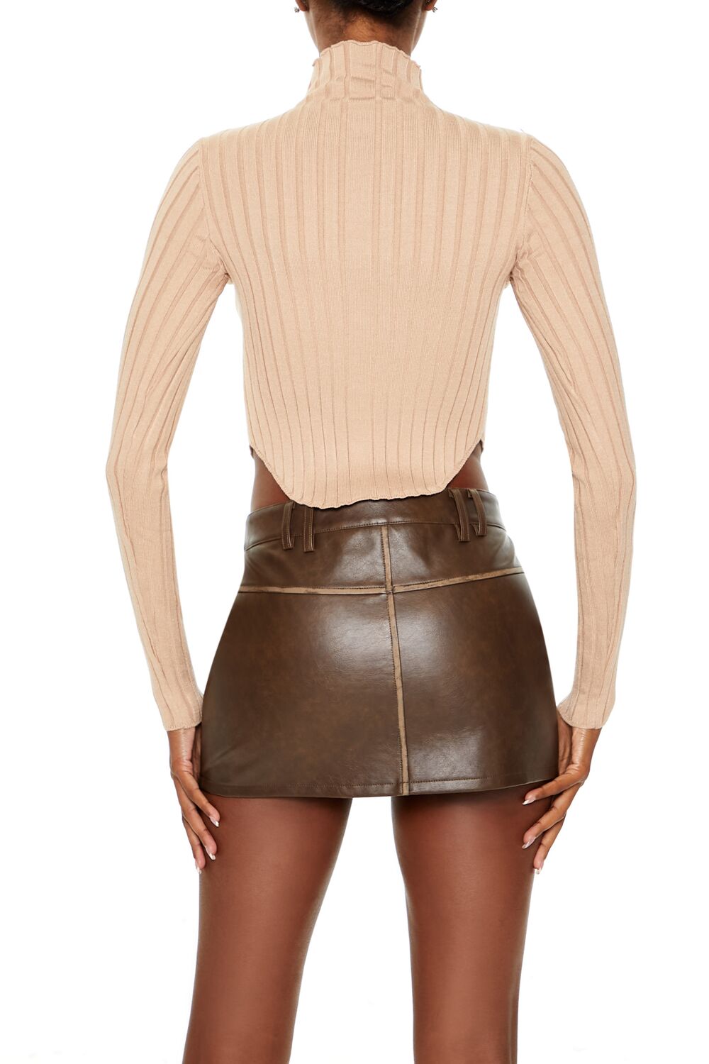  Forever 21 Ribbed Lettuce-Edge Crop Top - taupe - Bonton