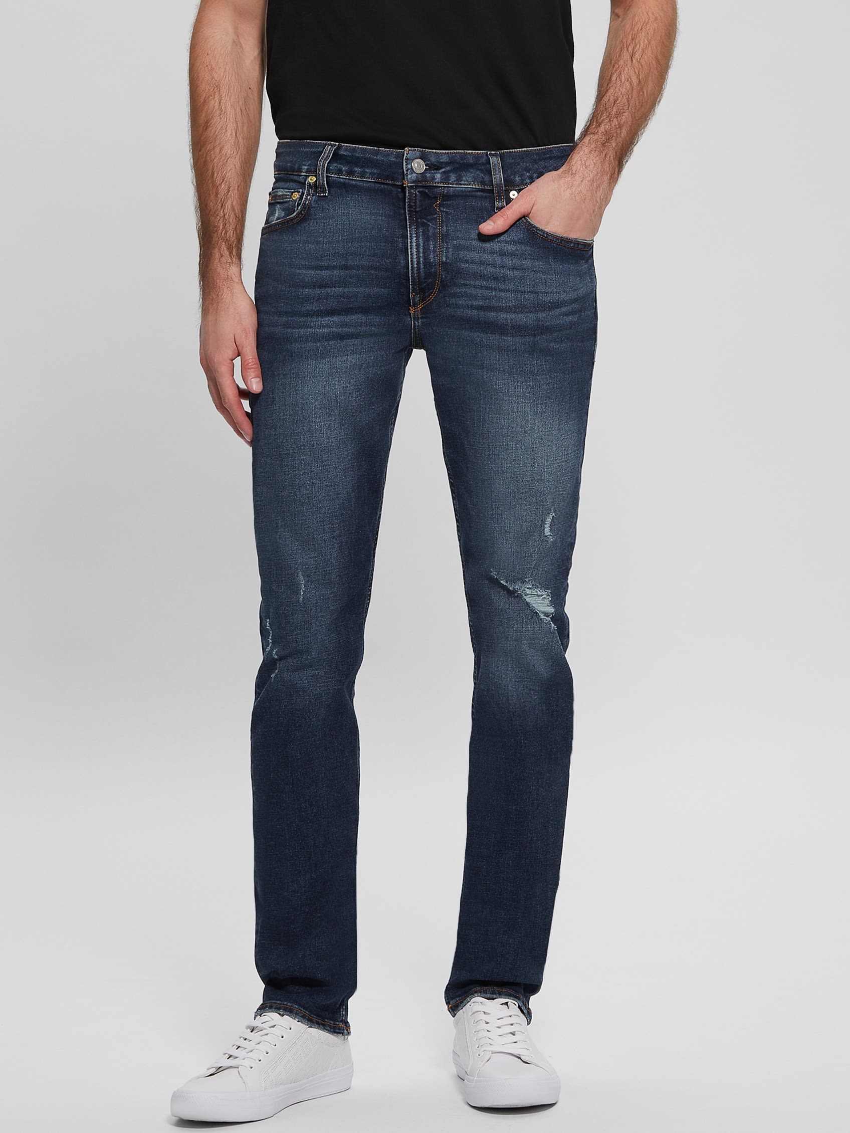  Guess Men's Eco Distressed Tapered Jeans - CALABASAS - Bonton