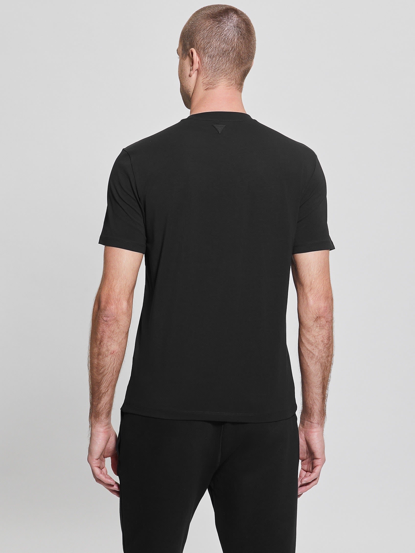  Guess Men's Eco Alphy Tee - Jet Black - Bonton