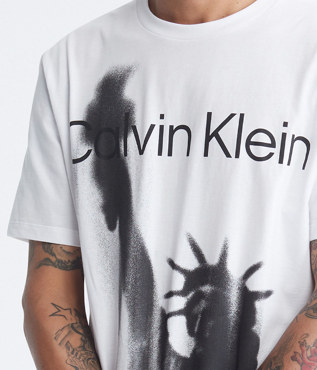  Calvin Klein Short Sleeves Statue Of Liberty Tee - Brilliant White - Bonton
