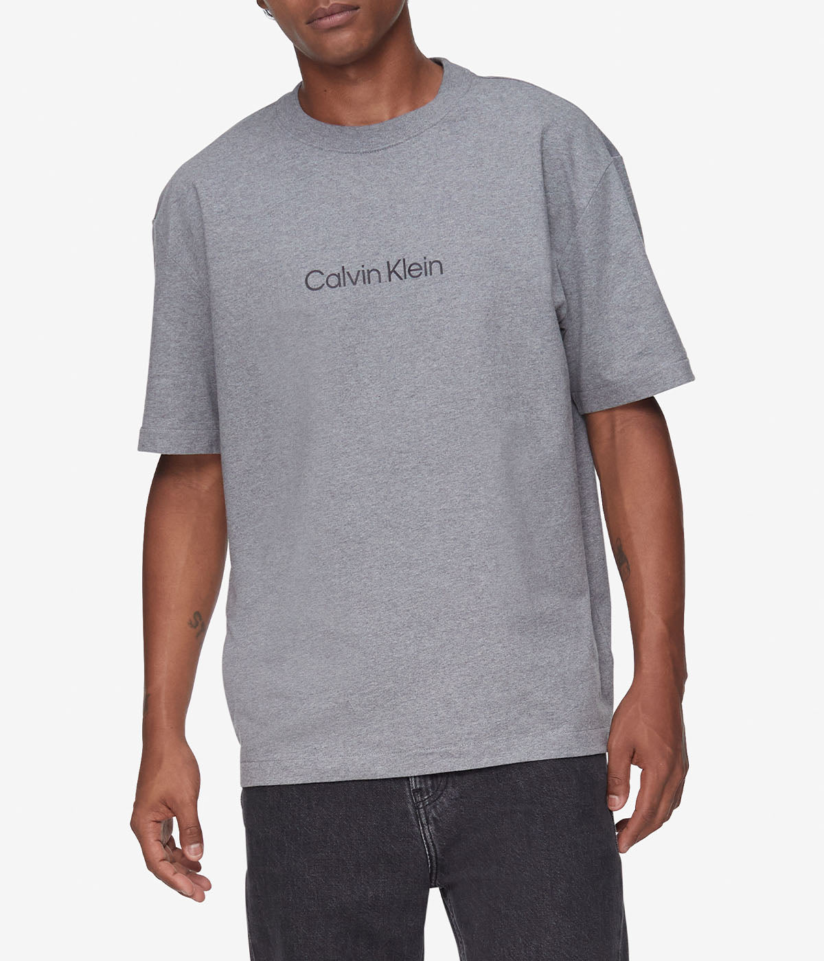  Calvin Klein Short Sleeves Relaxed Standard Logo Crewneck Tee - Medium Grey Heather - Bonton