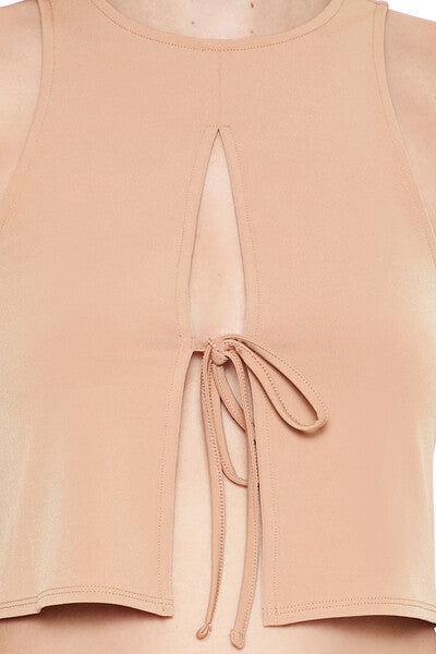  Forever 21 Sleeveless Tie-Front Crop Top - camel - Bonton