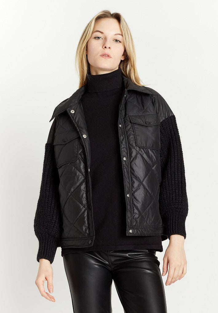  Oat New York Vegan Bomber with Two Chest Pockets - Black - Bonton